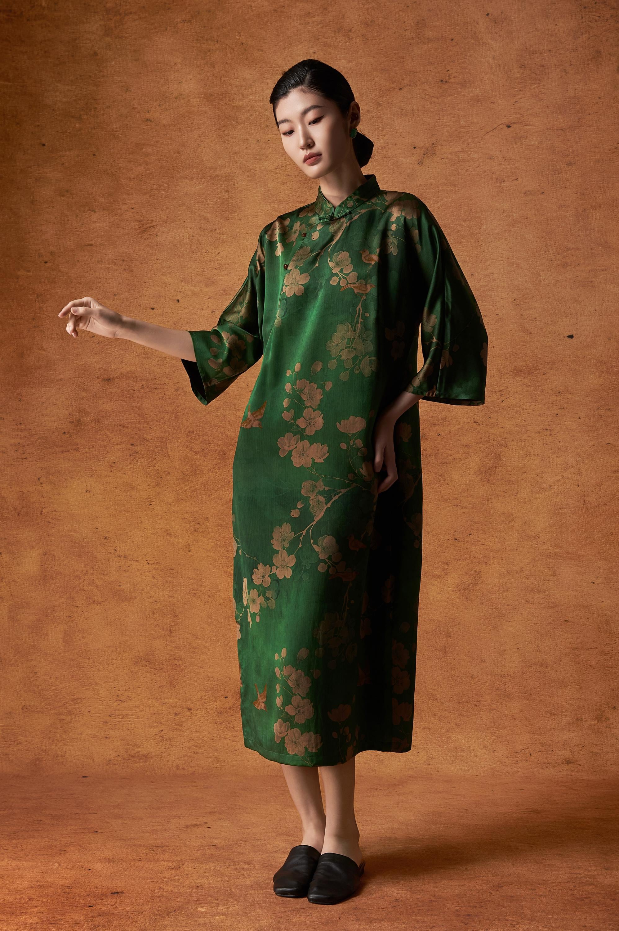 Elegant Special Heavyweight Green Floral Bird Mud Silk Qipao Dress, 100% Mulberry Silk, Naturally Dyed, Custom Size/Sleeves, Made to Order
