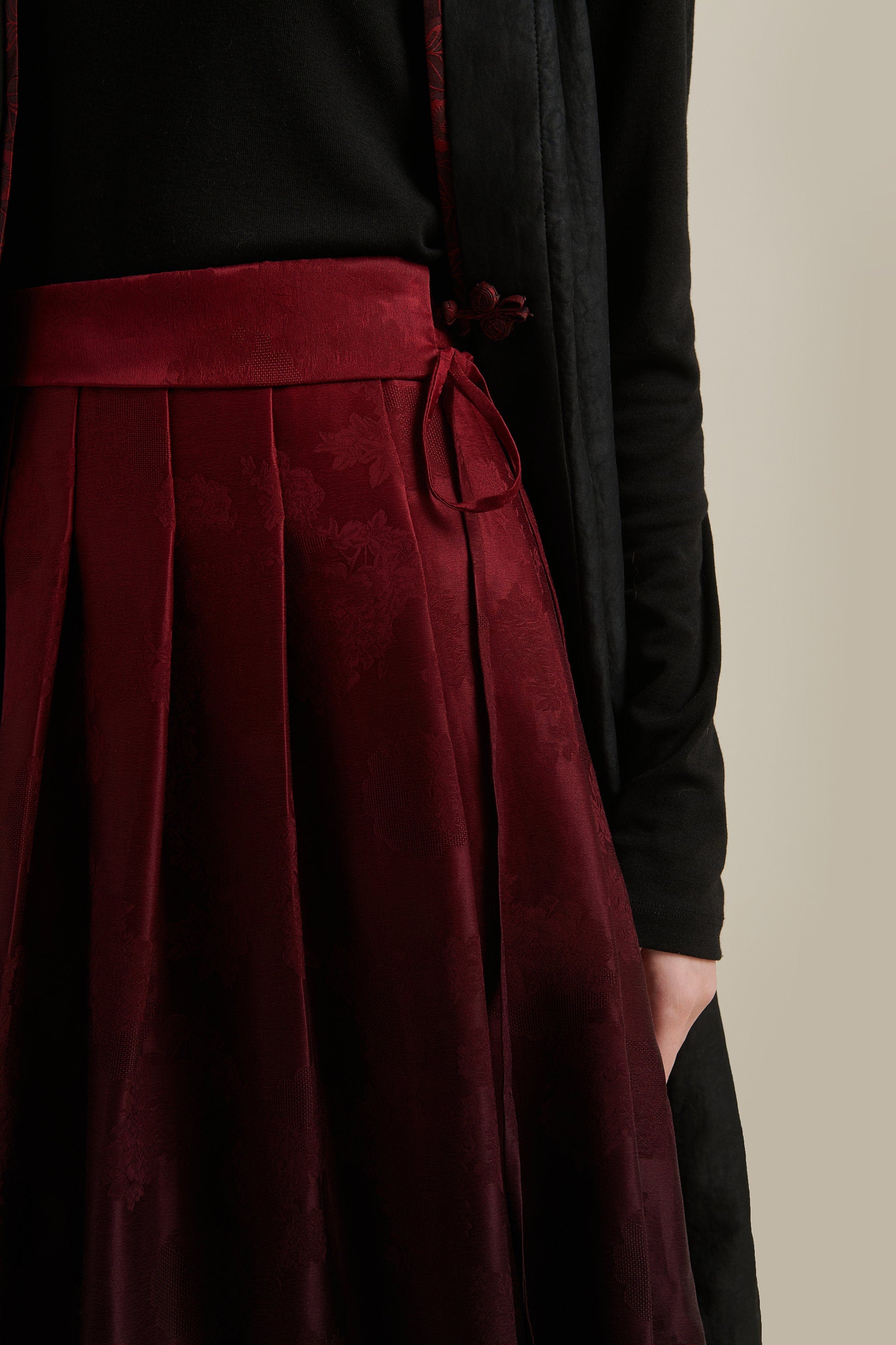 Burgundy Ombré Pleated Skirt