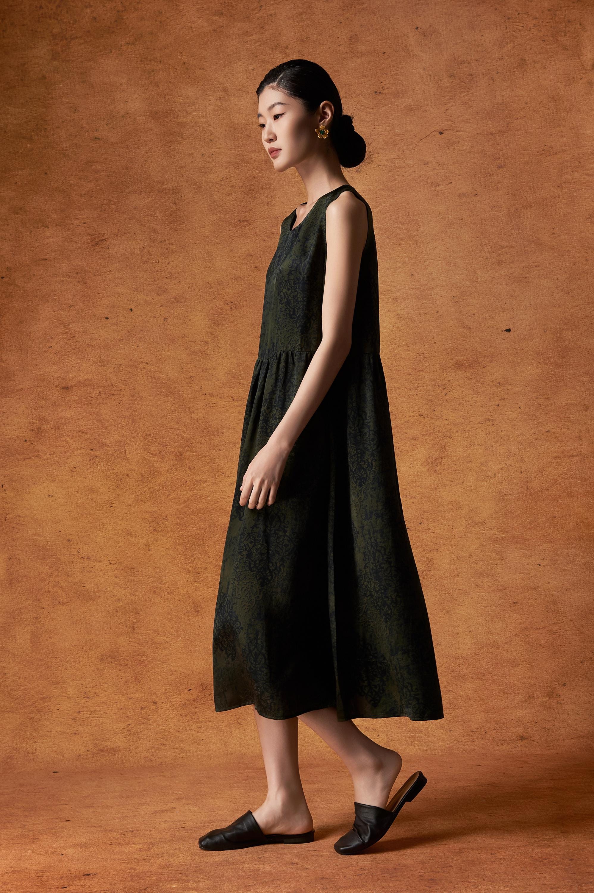 Olive Green Sleeveless Silk Dress with Pockets, 100% Mulberry Silk, Naturally Dyed Hua Luo Silk, A-Line Dress, Custom Size, Made to Order