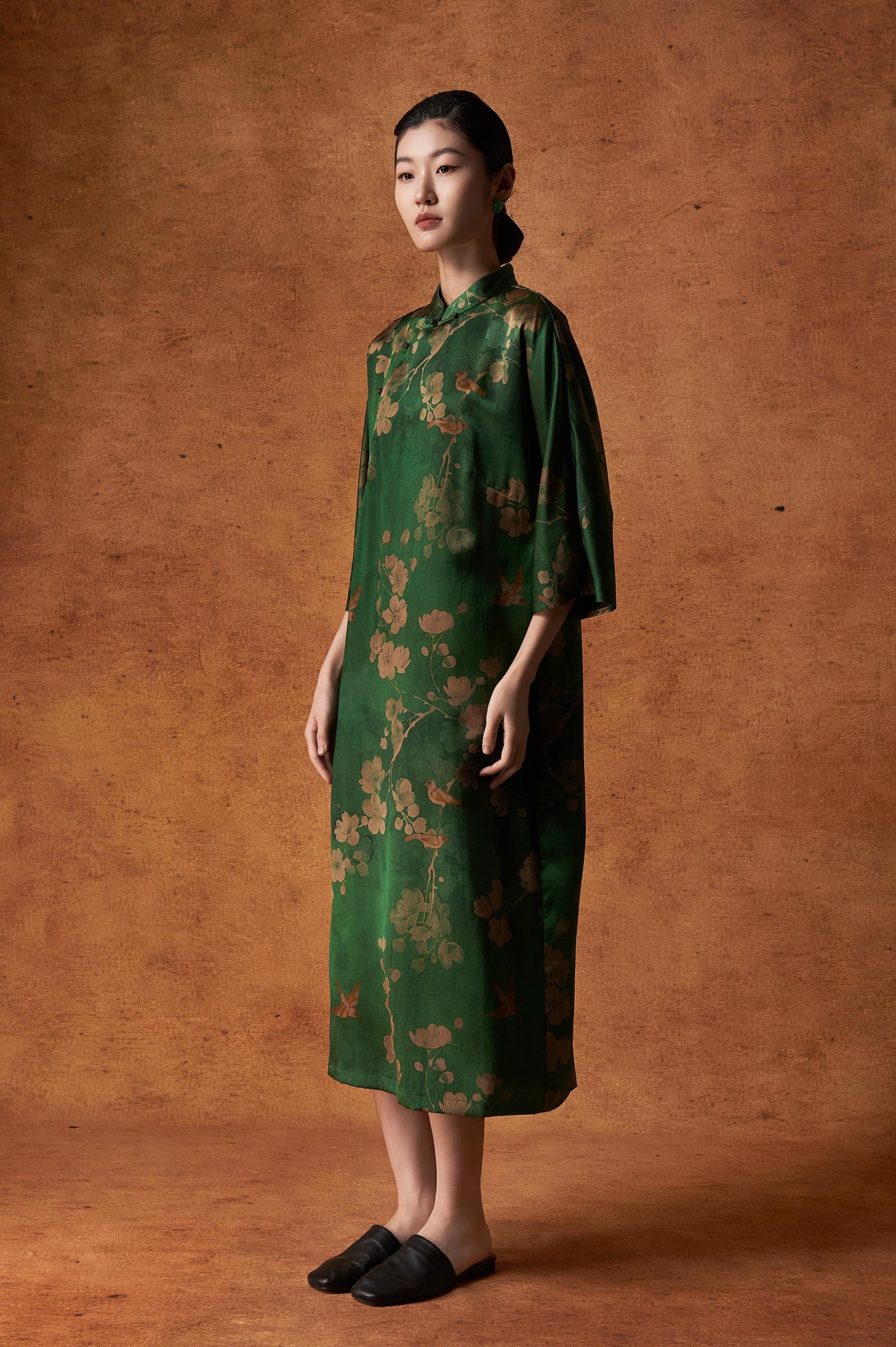 Elegant Special Heavyweight Green Floral Bird Mud Silk Qipao Dress, 100% Mulberry Silk, Naturally Dyed, Custom Size/Sleeves, Made to Order