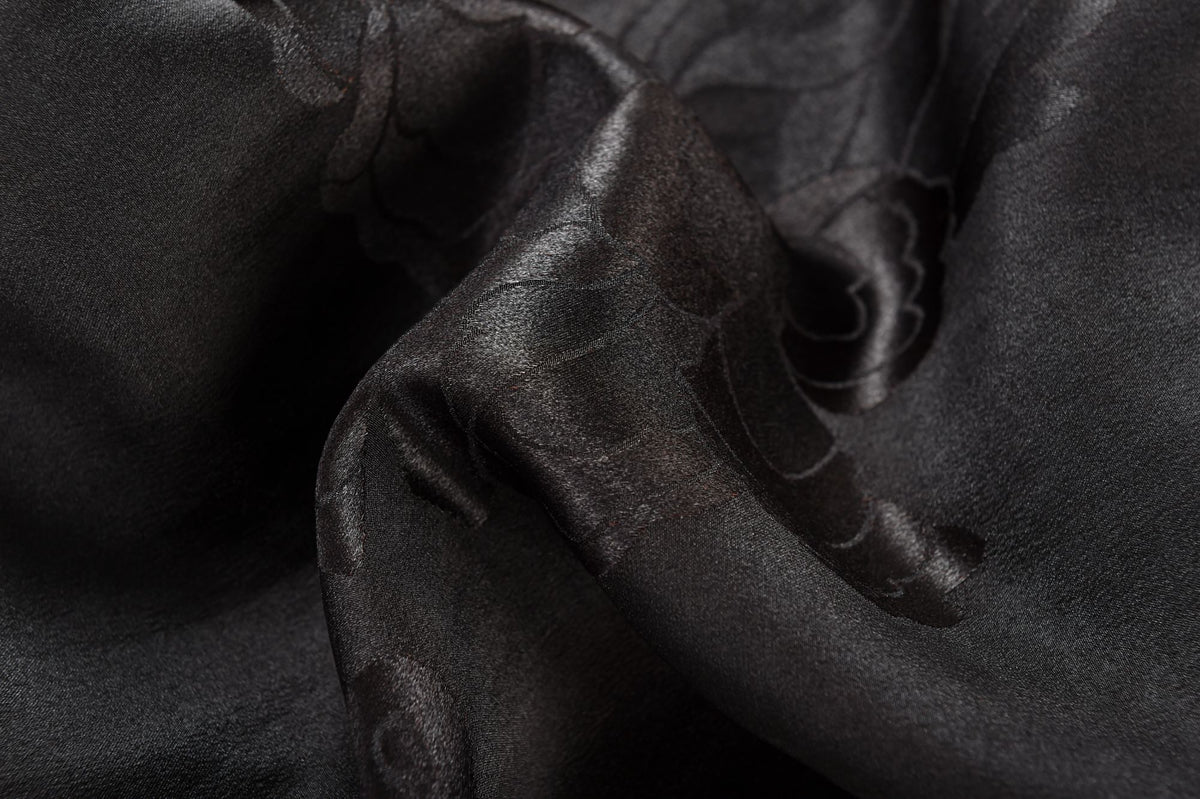 Black Peony Jacquard Heavyweight Mud Silk fabric detail