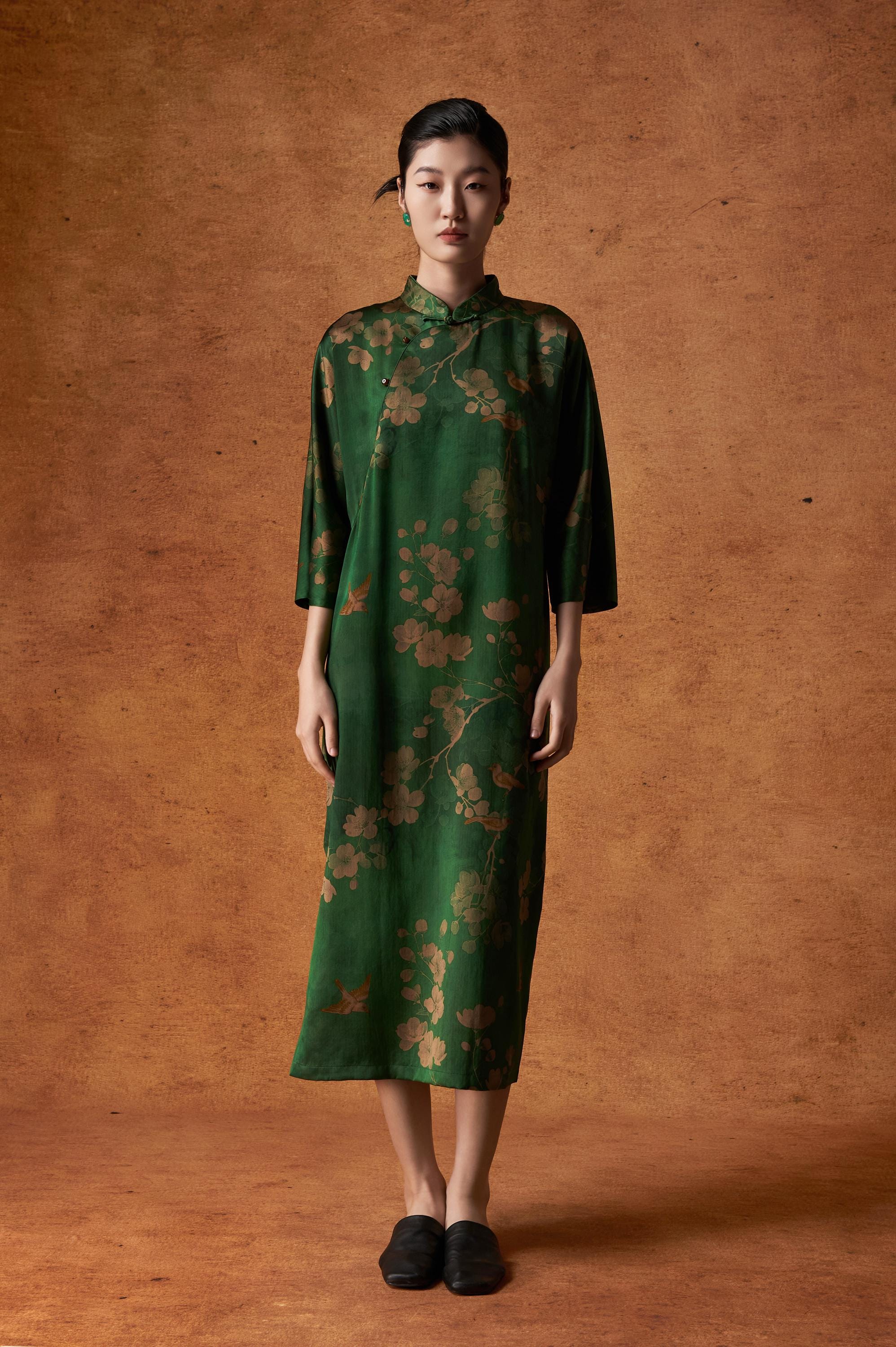 Elegant Special Heavyweight Green Floral Bird Mud Silk Qipao Dress, 100% Mulberry Silk, Naturally Dyed, Custom Size/Sleeves, Made to Order